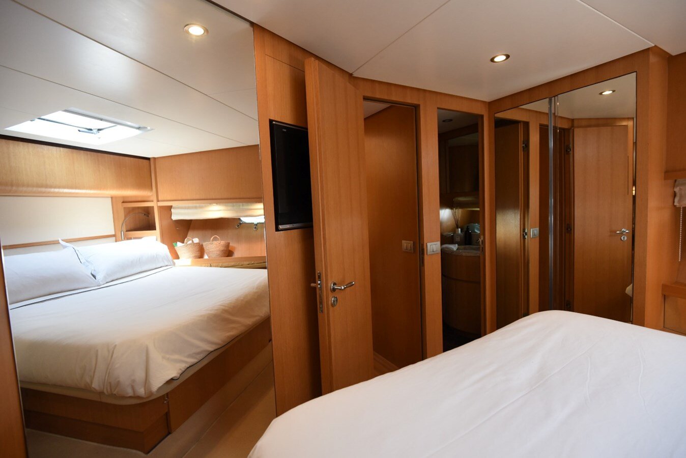 2008-sanlorenzo-65-8-cb65ff