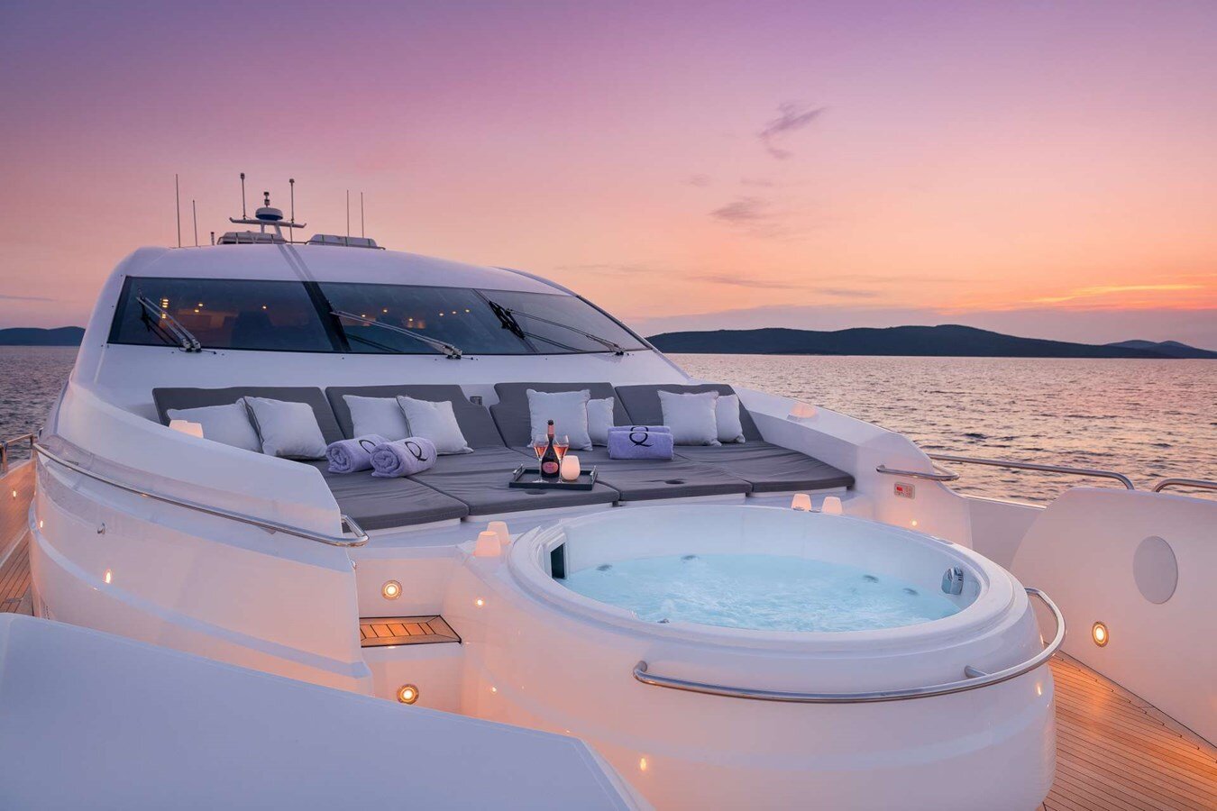 2008 SUNSEEKER 108'