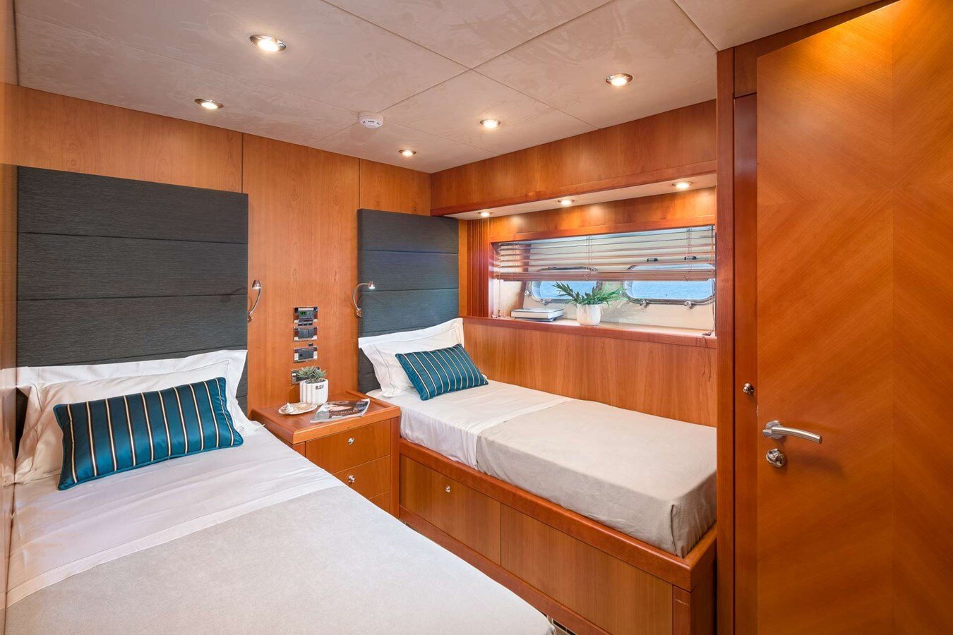 2008 SUNSEEKER 108'