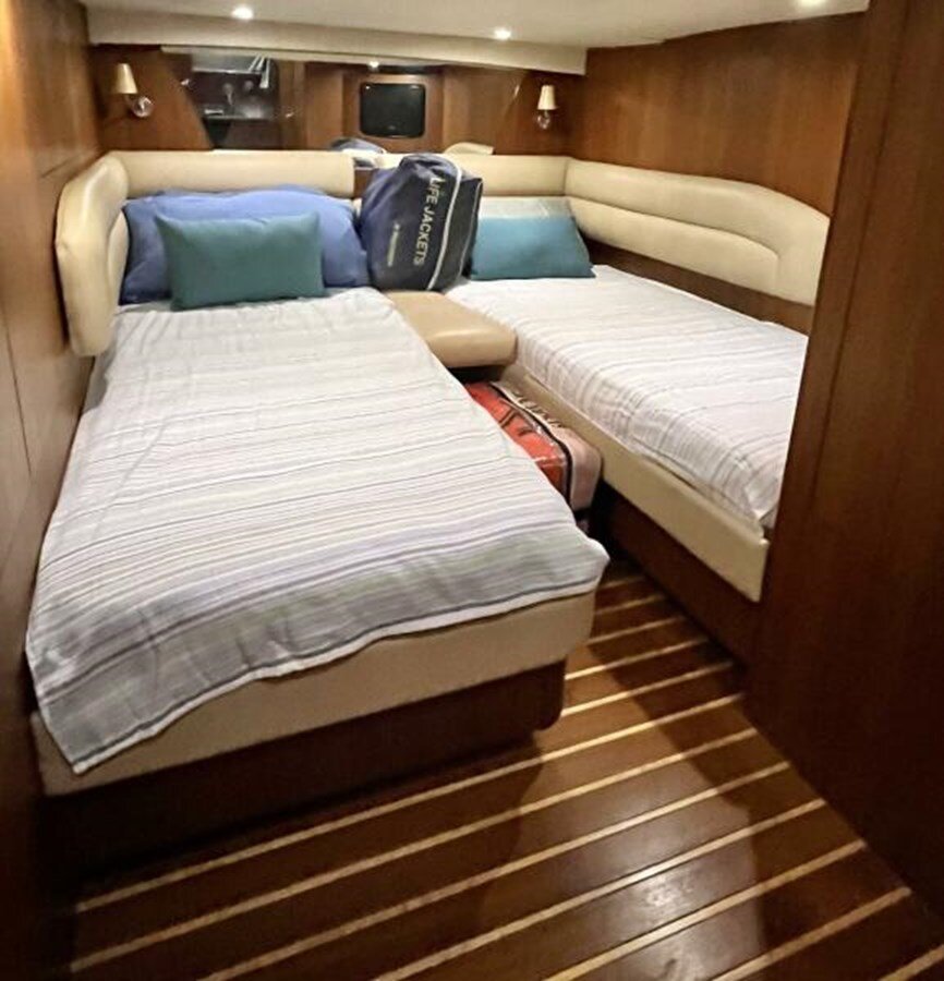 2008-tiara-43-5022c2