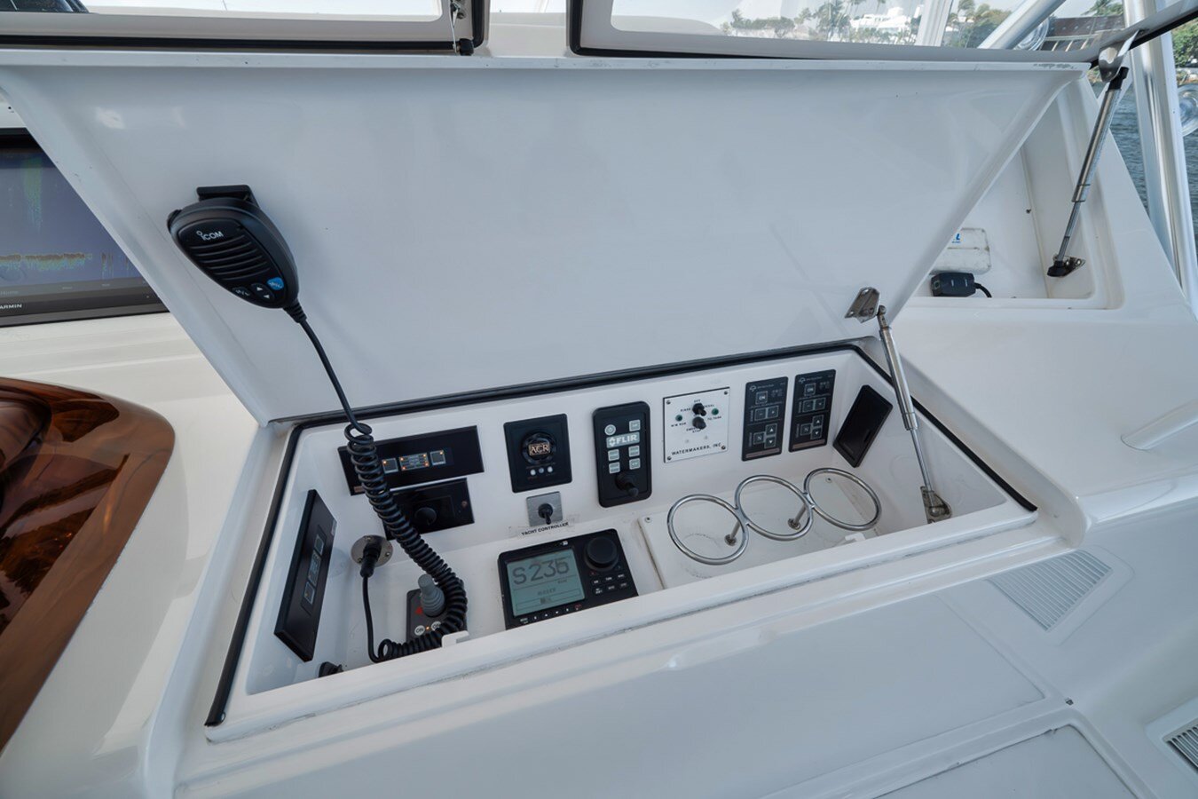 2008-viking-54-2-3305c8