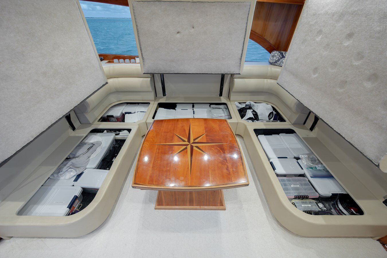 2008-winter-custom-yachts-62-112b00