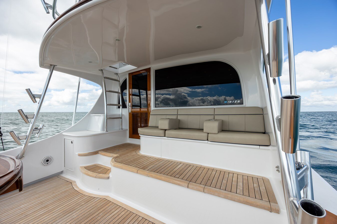 2008-winter-custom-yachts-62-112b00