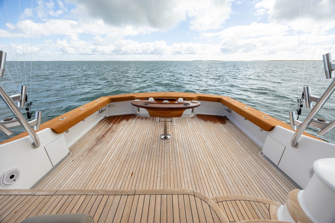 2008-winter-custom-yachts-62-112b00