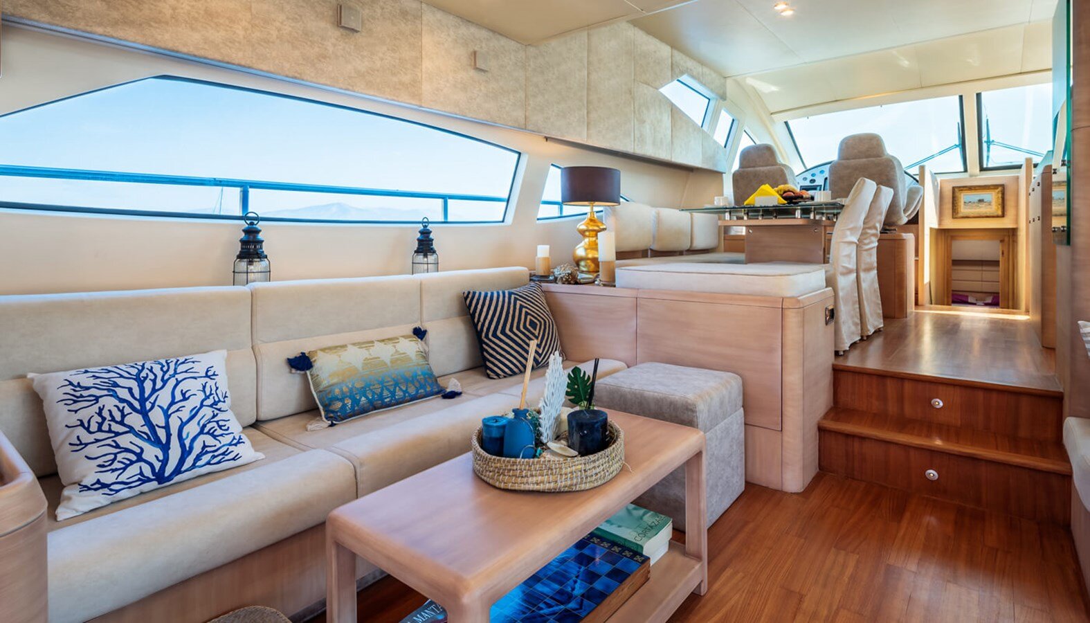 2009 AICON YACHTS 67' 4