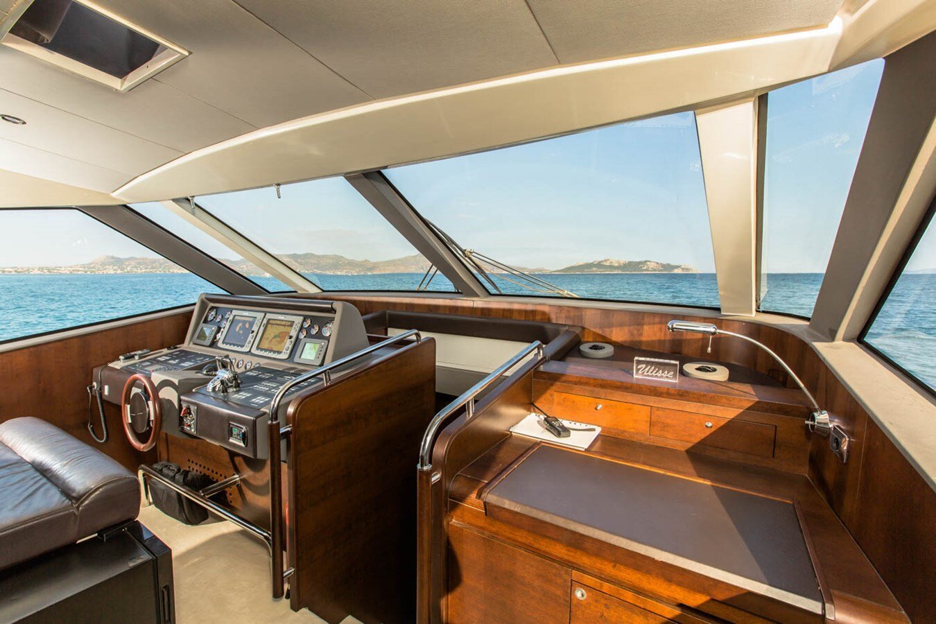 2009 AICON YACHTS 75' 6