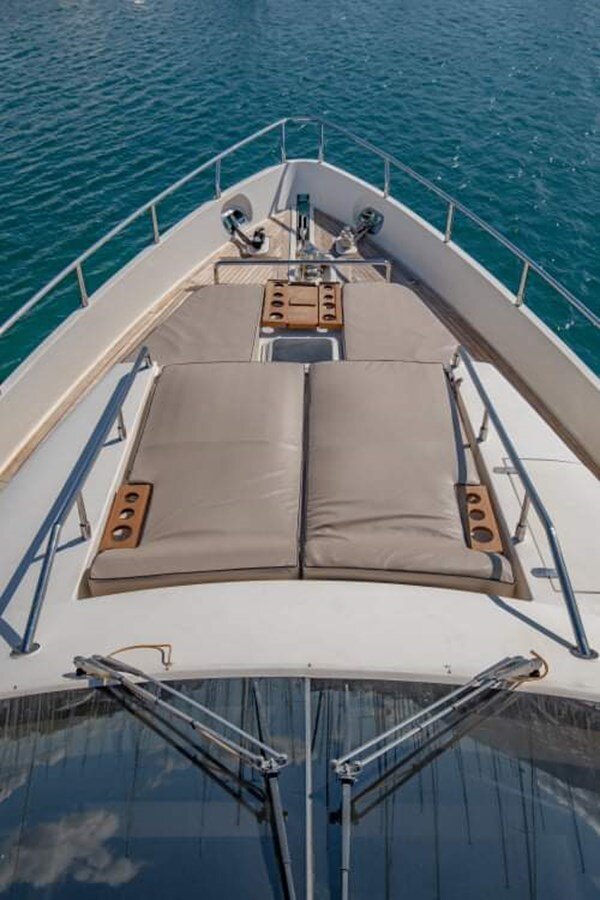 2009 AICON YACHTS 75' 6