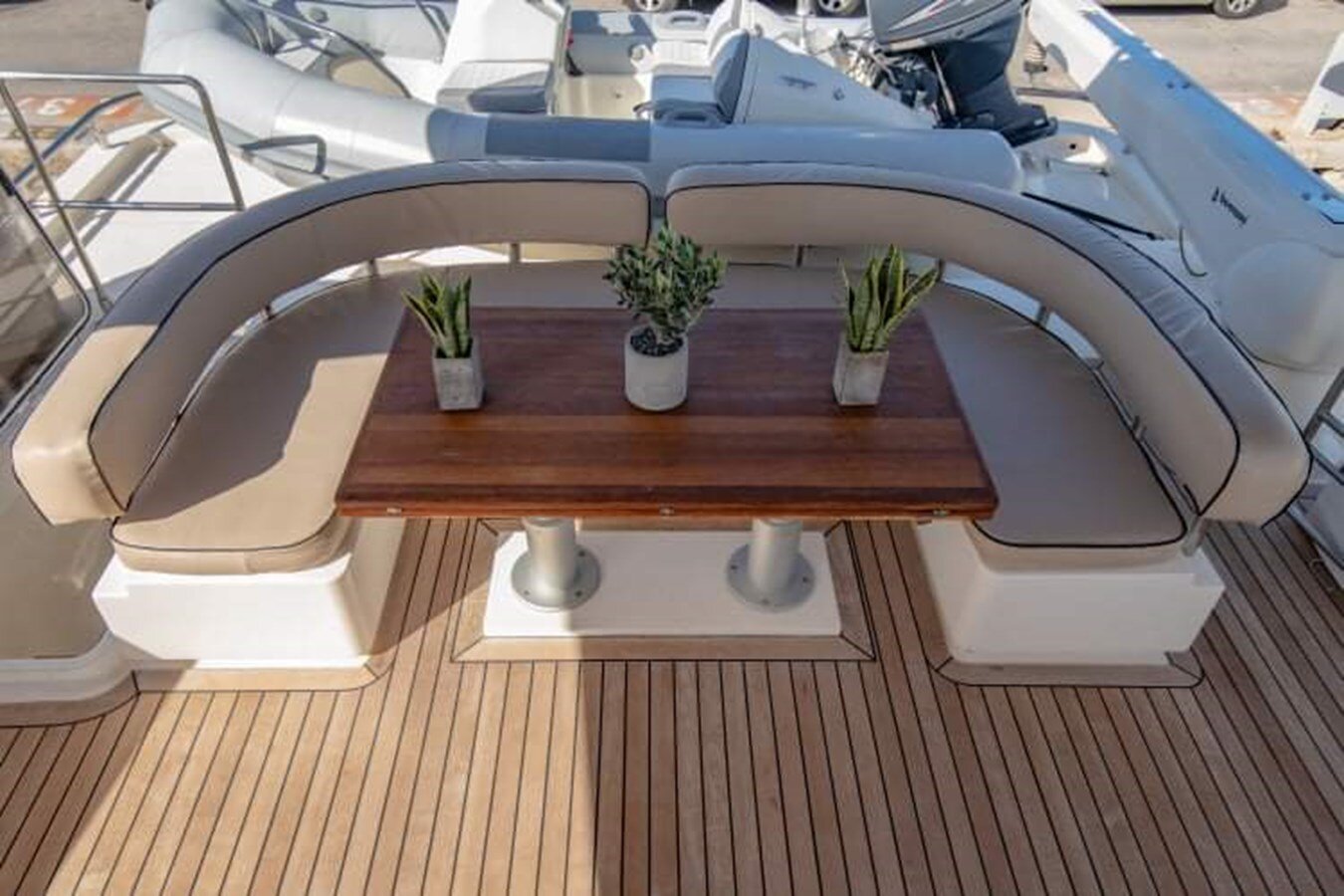 2009 AICON YACHTS 75' 6