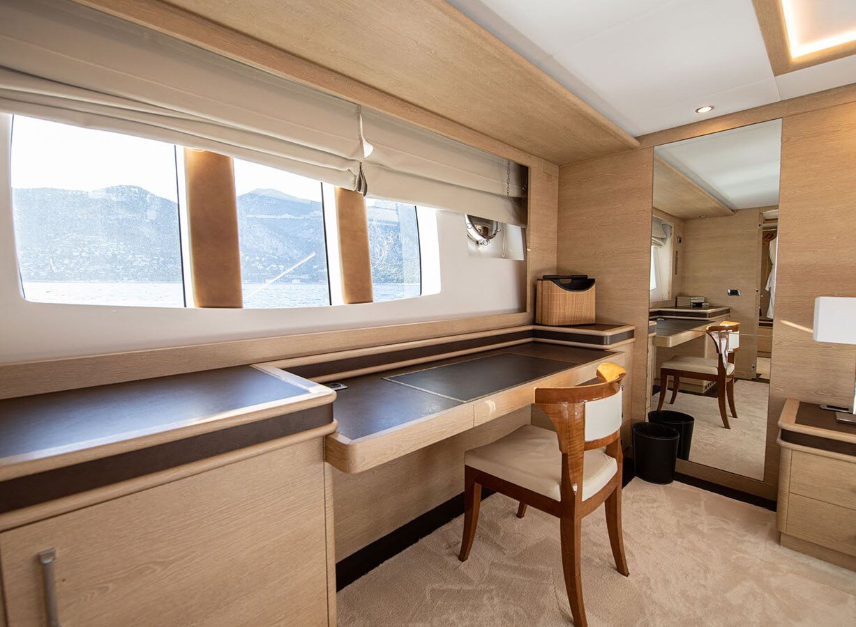 2009-astondoa-95-2-6ebb04