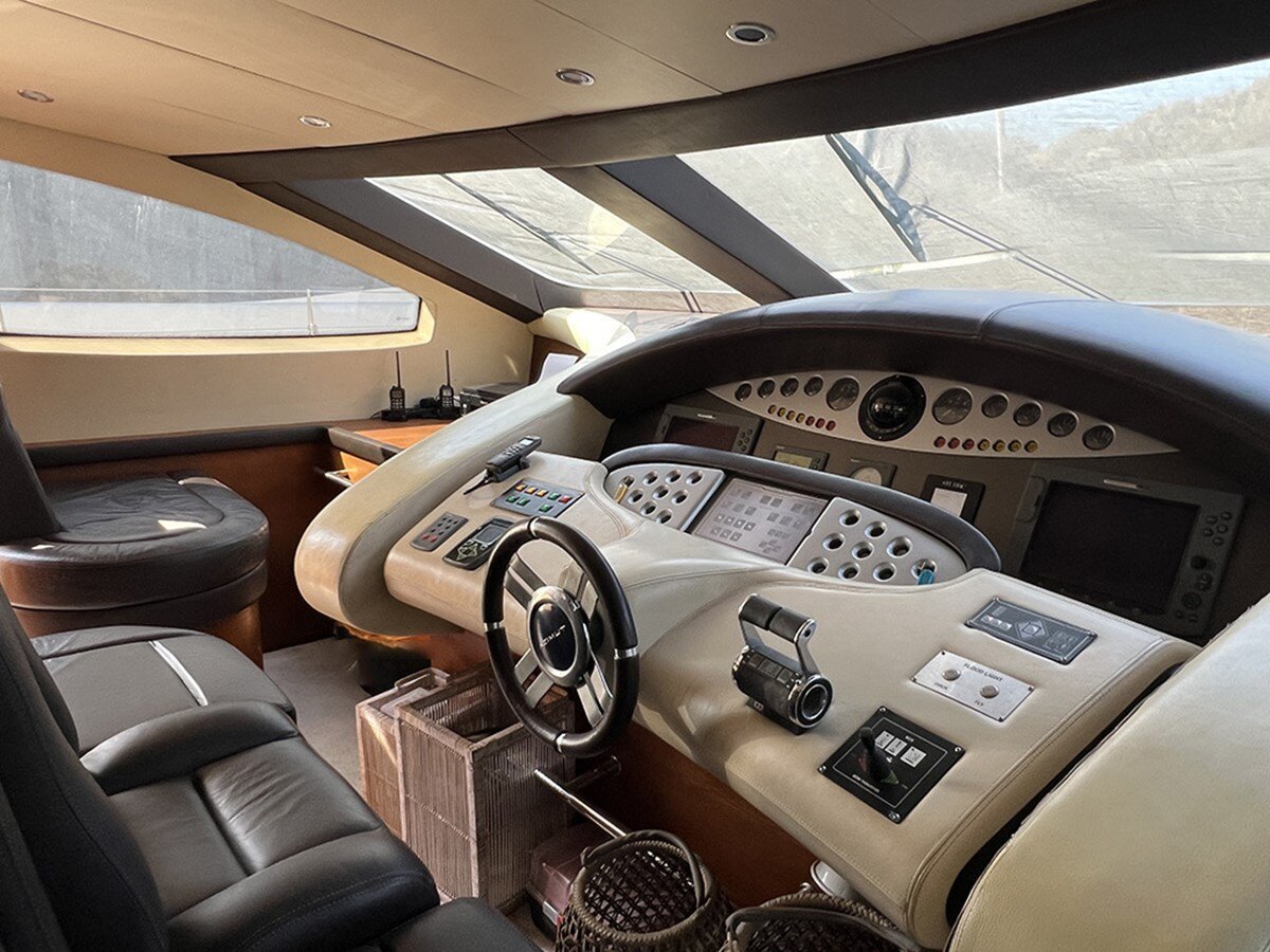 2009-azimut-yachts-100-11-15b391