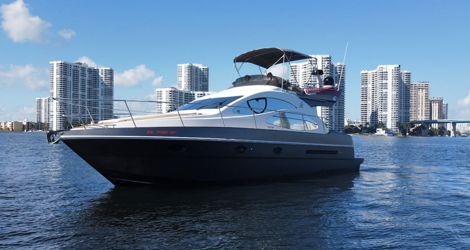 2009-azimut-yachts-42-b371dc