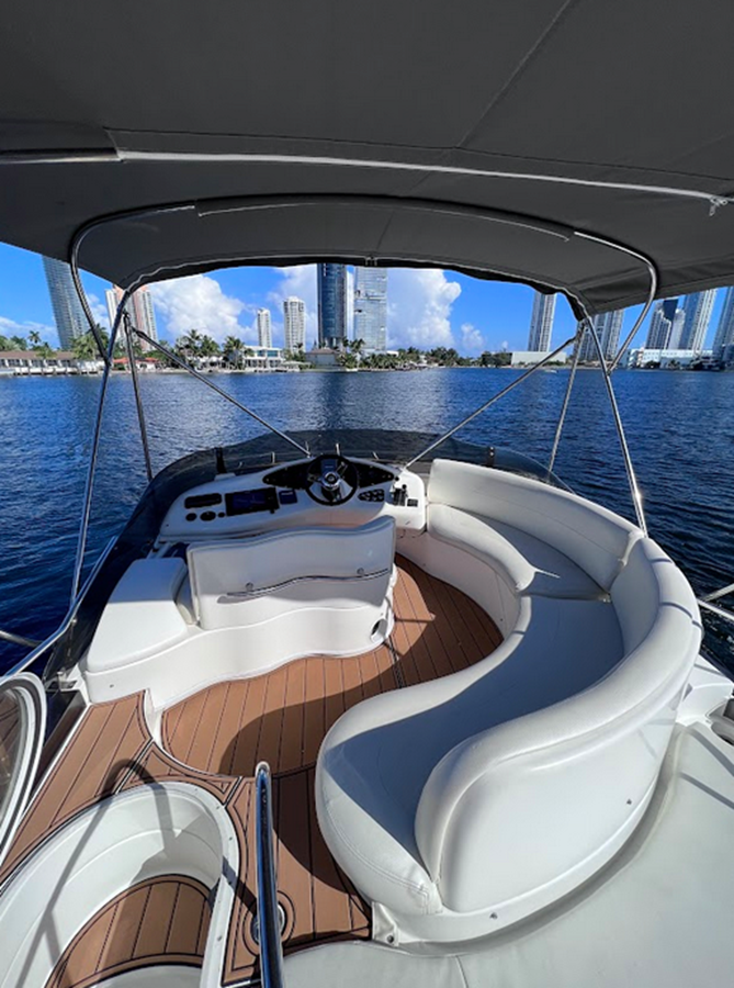 2009 AZIMUT YACHTS 42'