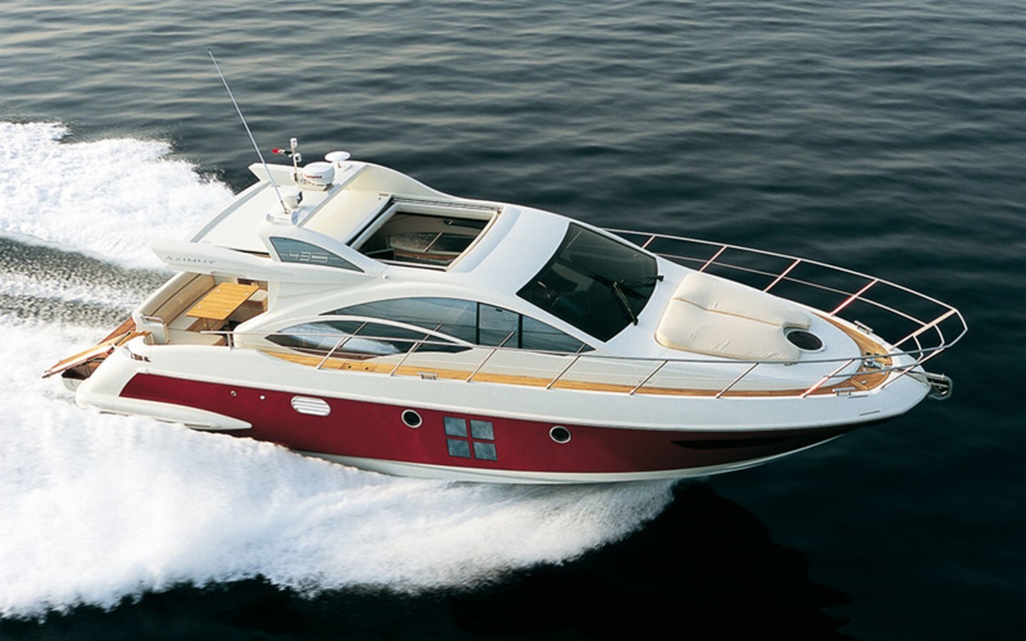 2009-azimut-yachts-43-10-ded0d6