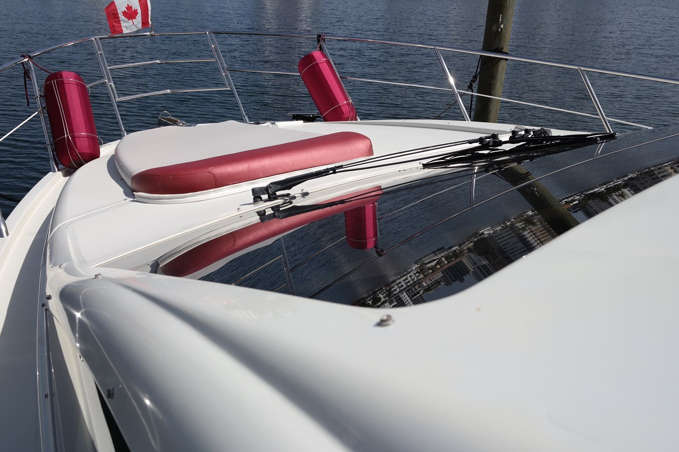 2009-azimut-yachts-43-10-ded0d6