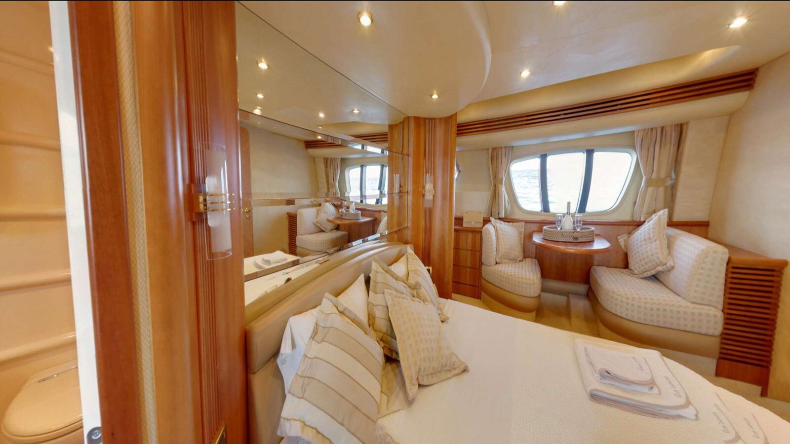 2009 AZIMUT YACHTS 71' 3