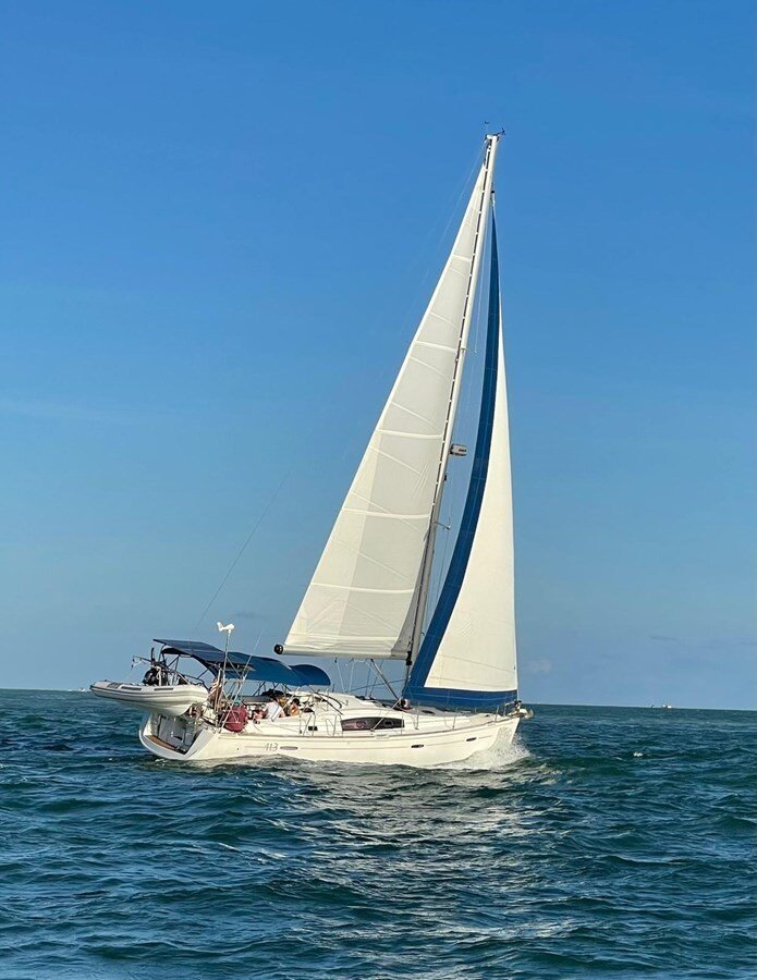 2009-beneteau-40-7-7921f0