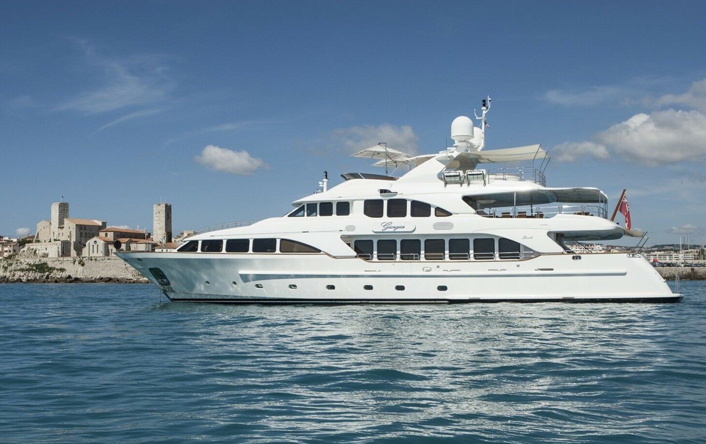 2009-benetti-120-1-cbe8de