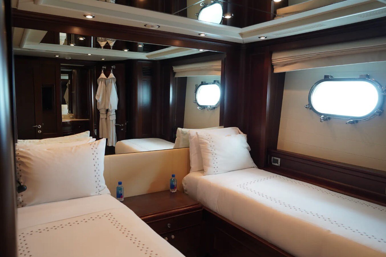 2009 BENETTI 121' 5