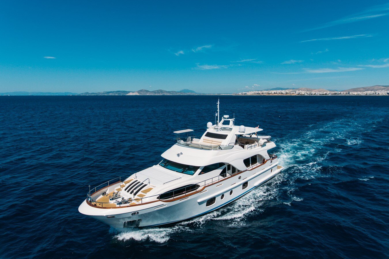 2009-benetti-84-8-249d62