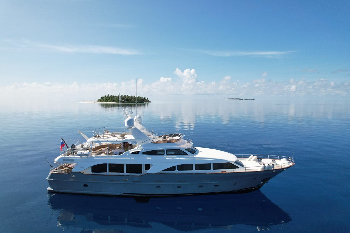 2009 BENETTI 99' 3