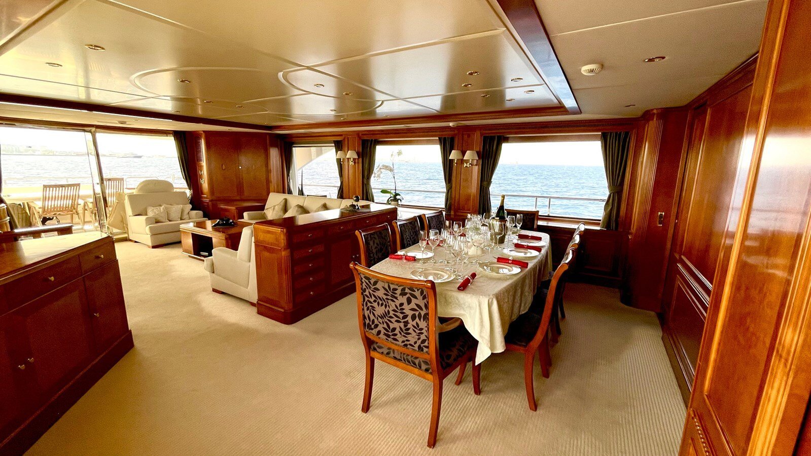 2009 BENETTI 99' 3