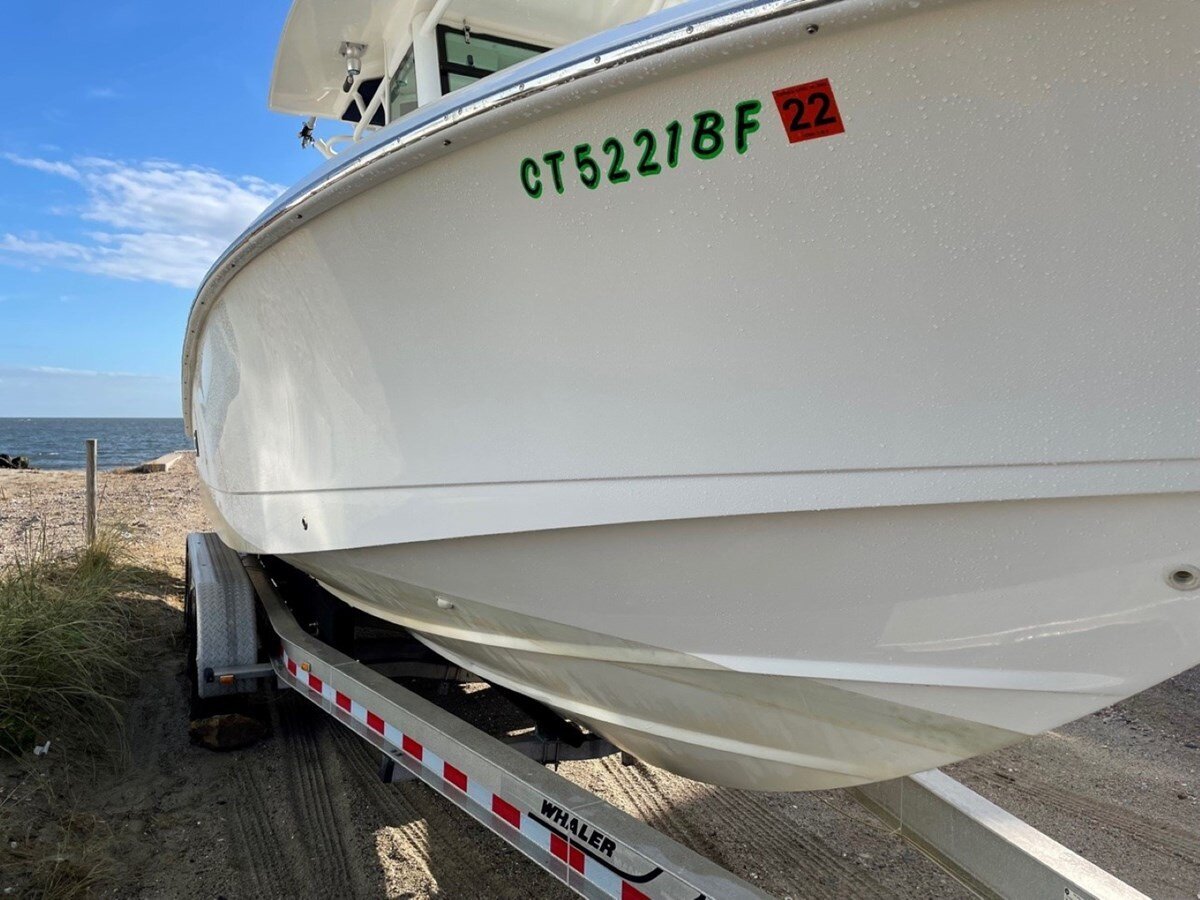 2009-boston-whaler-28-1-01d29a