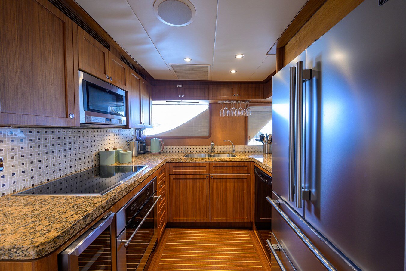 2009-cheoy-lee-68-8da58b