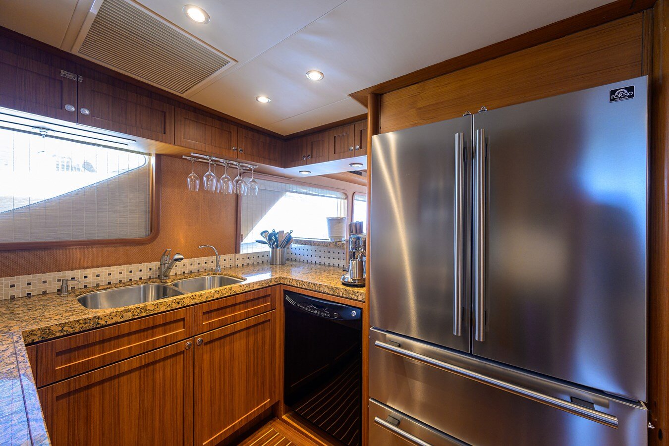 2009-cheoy-lee-68-8da58b