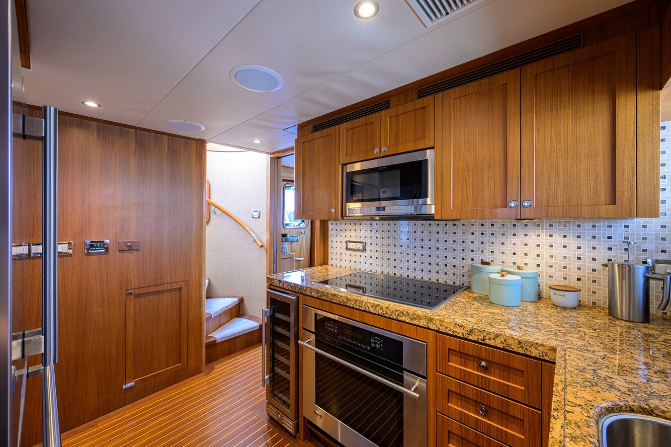 2009-cheoy-lee-68-8da58b