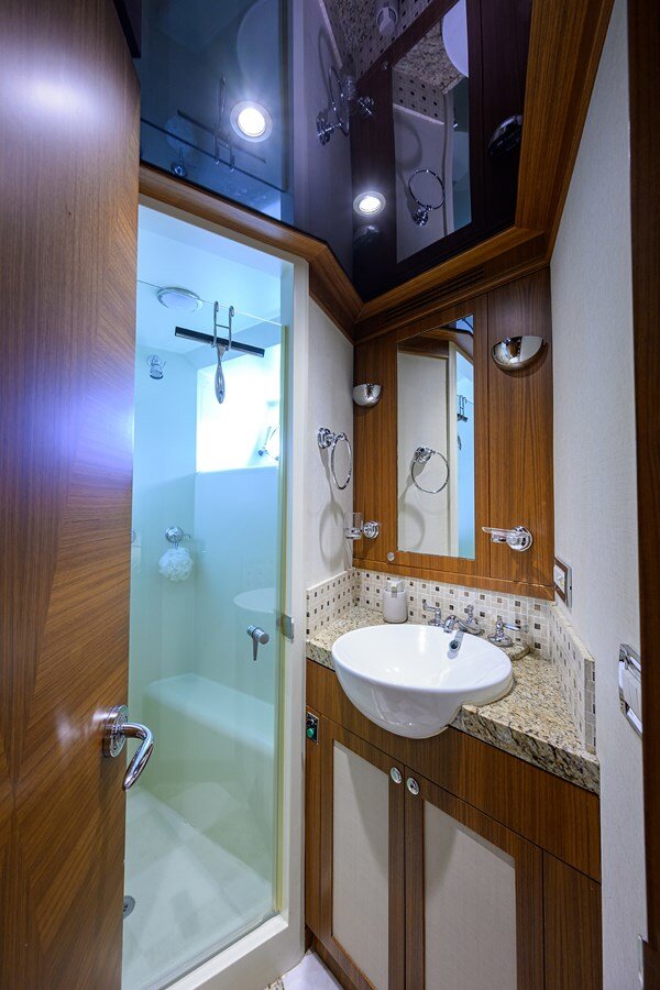 2009-cheoy-lee-68-8da58b