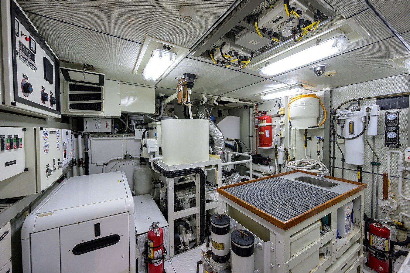 2009-cheoy-lee-68-8da58b