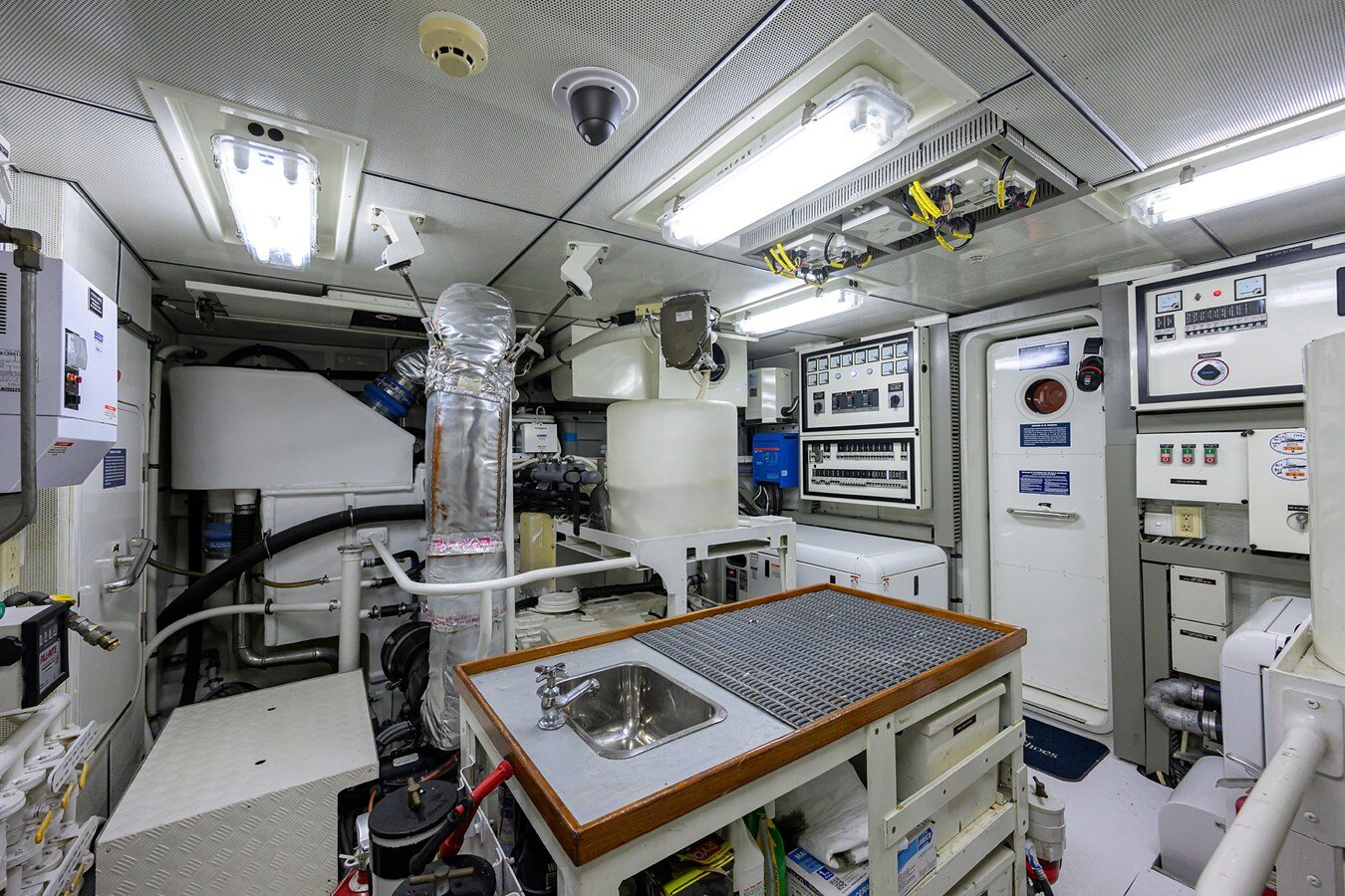 2009-cheoy-lee-68-8da58b