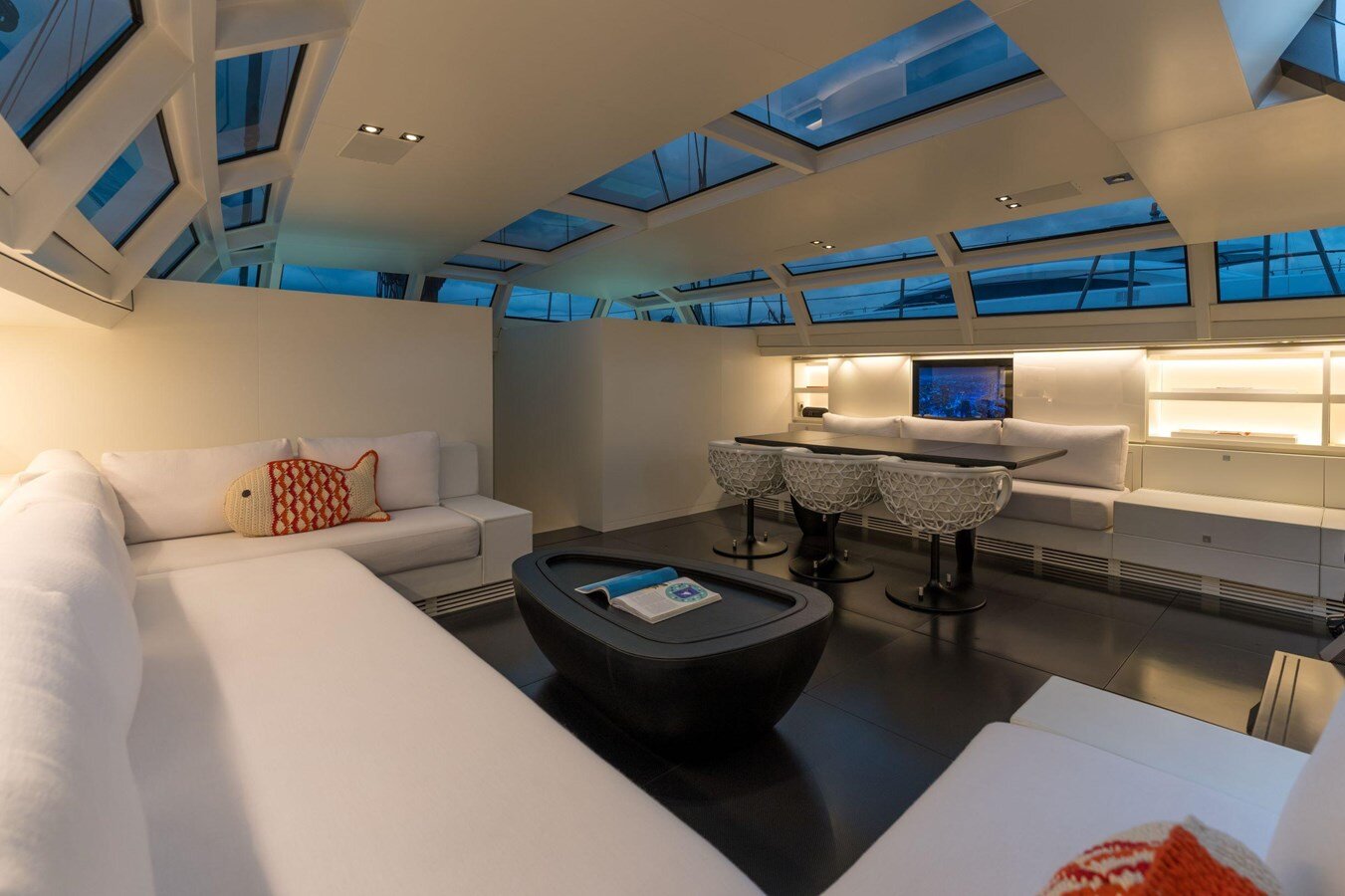 2009-cnb-yachts-100-7450e8