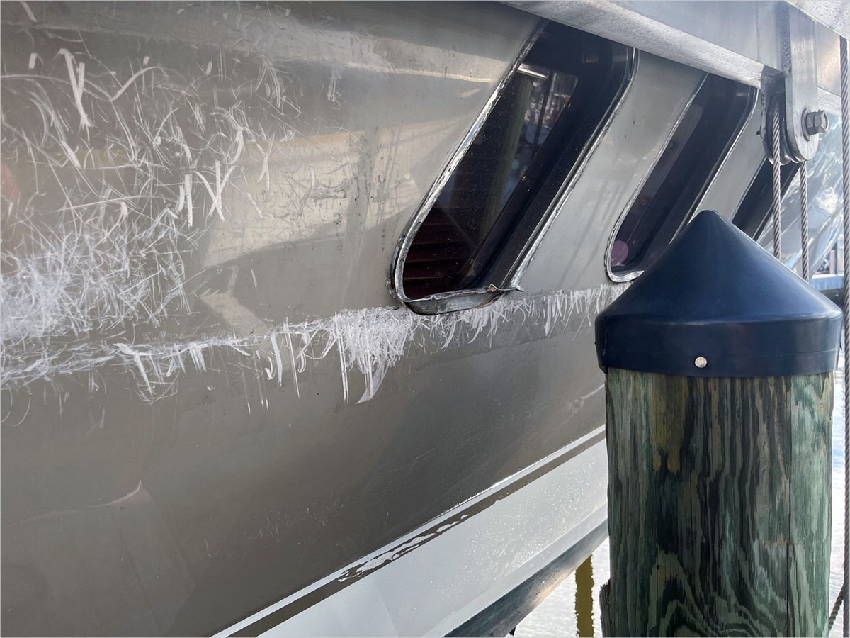 2009-cruisers-yachts-35-1-6480e2