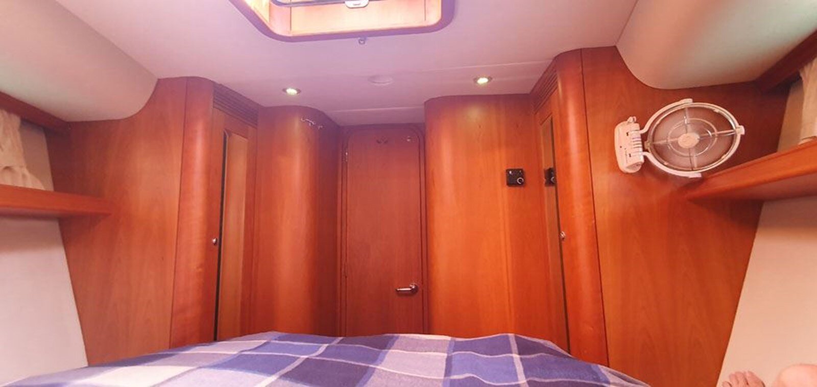 2009-discovery-55-9-f620cf