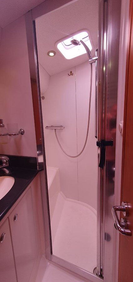 2009-discovery-55-9-f620cf