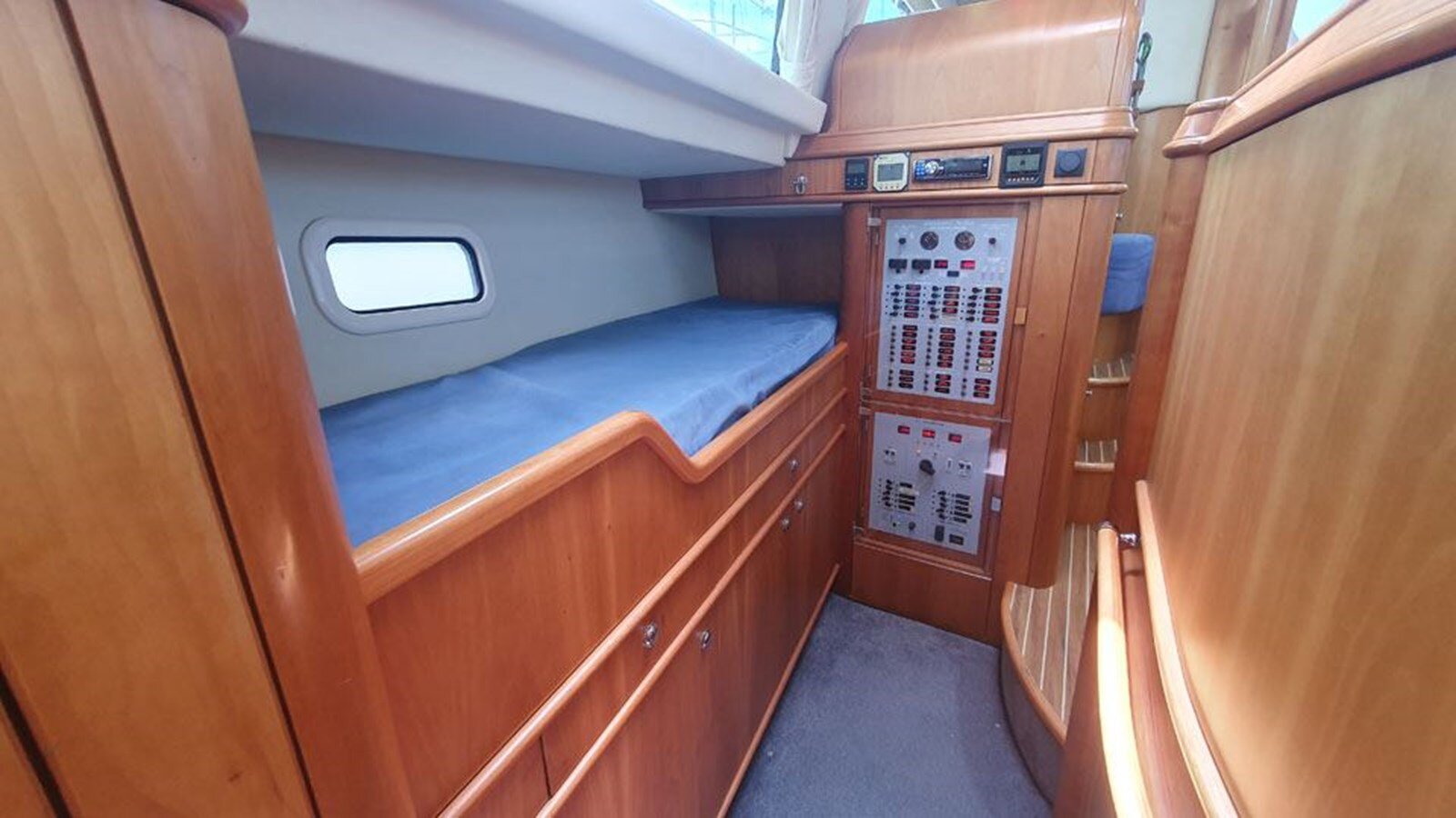 2009-discovery-55-9-f620cf