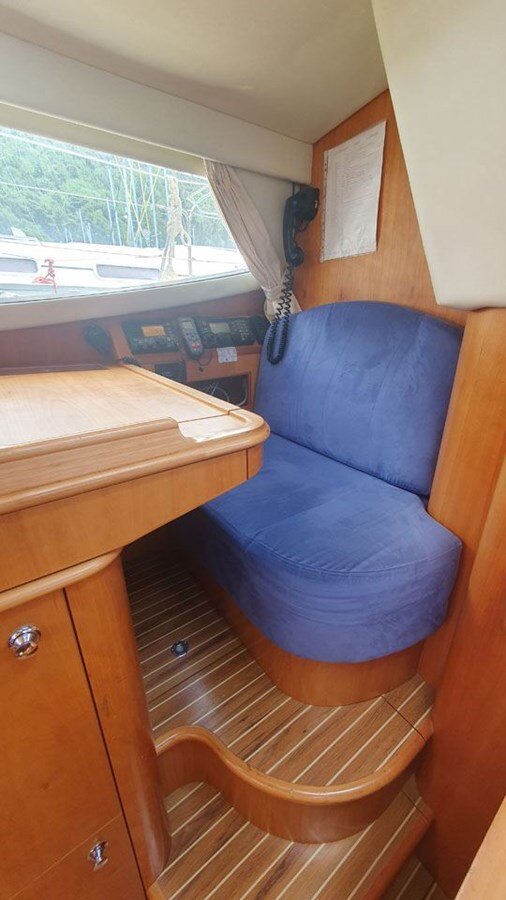 2009-discovery-55-9-f620cf