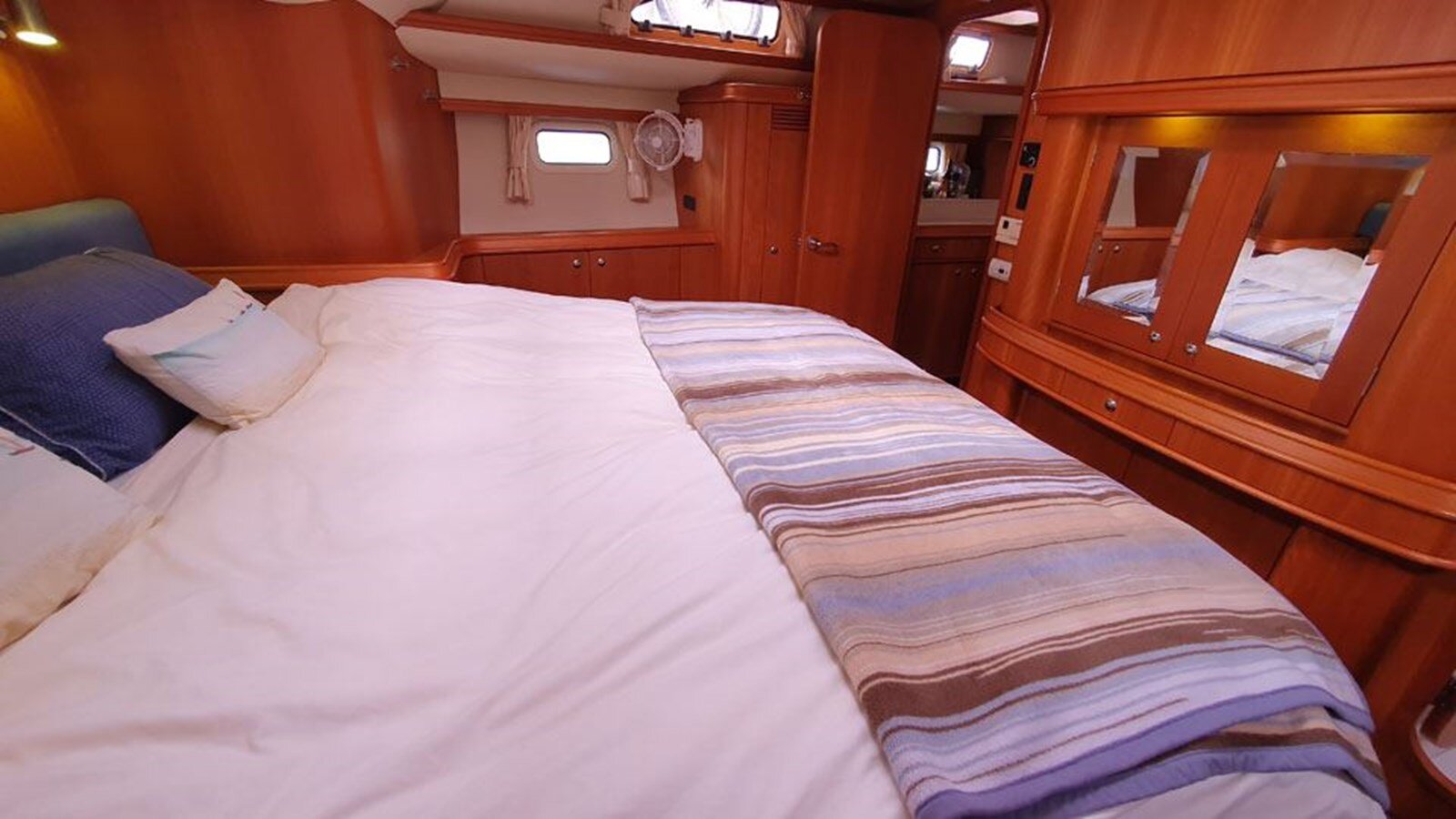 2009-discovery-55-9-f620cf