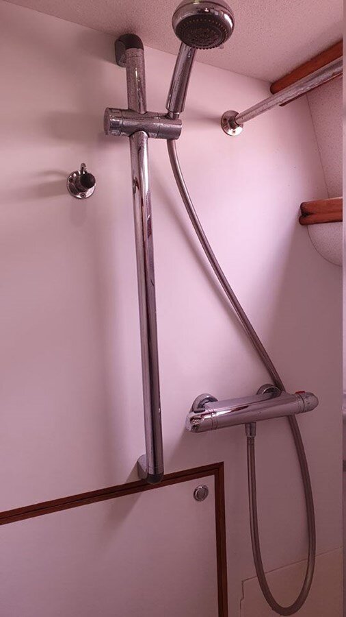 2009-discovery-55-9-f620cf