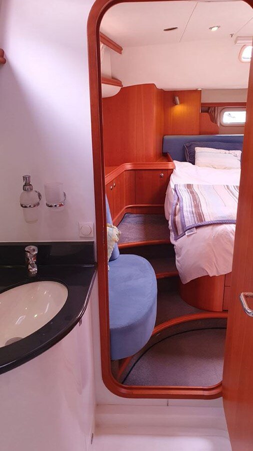 2009-discovery-55-9-f620cf