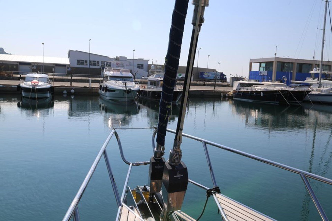 2009-discovery-55-9-b1caca