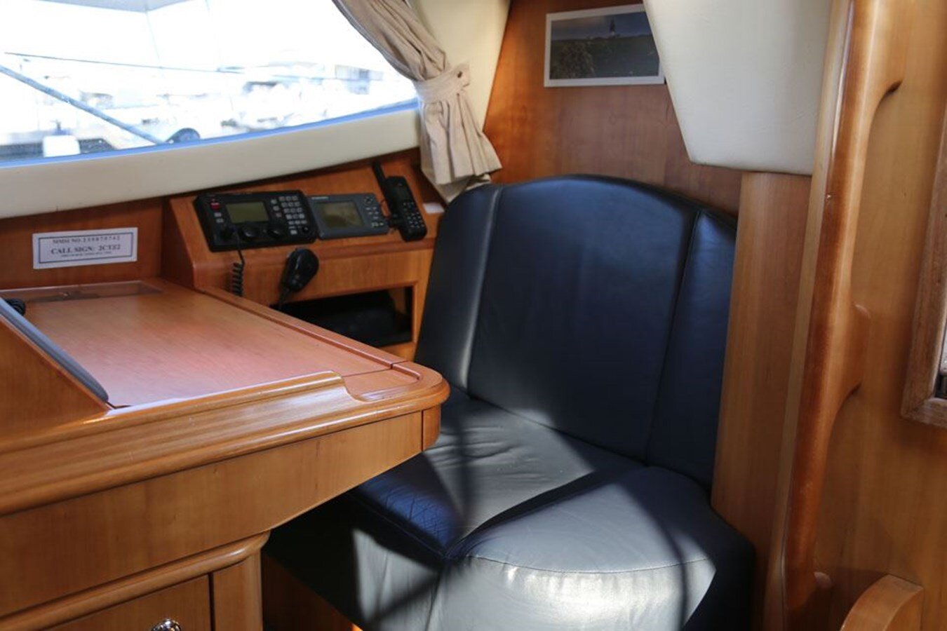 2009-discovery-55-9-b1caca