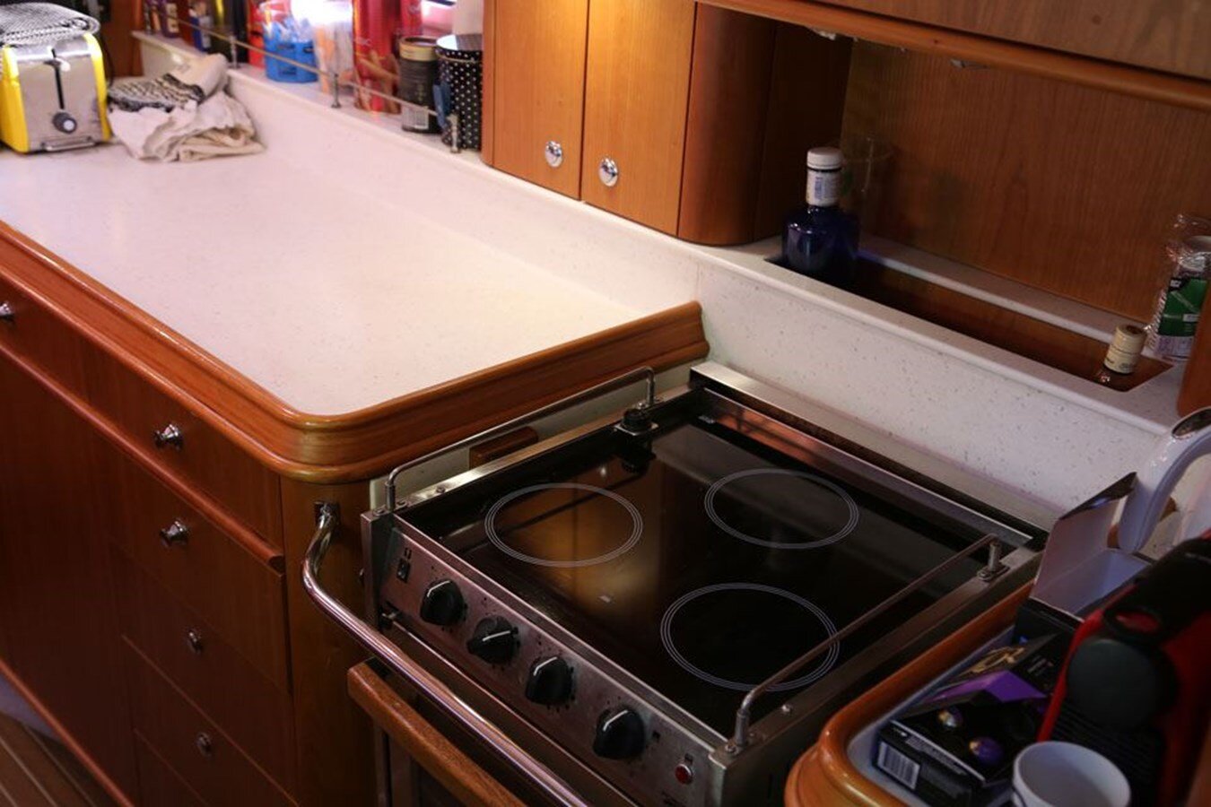 2009-discovery-55-9-b1caca