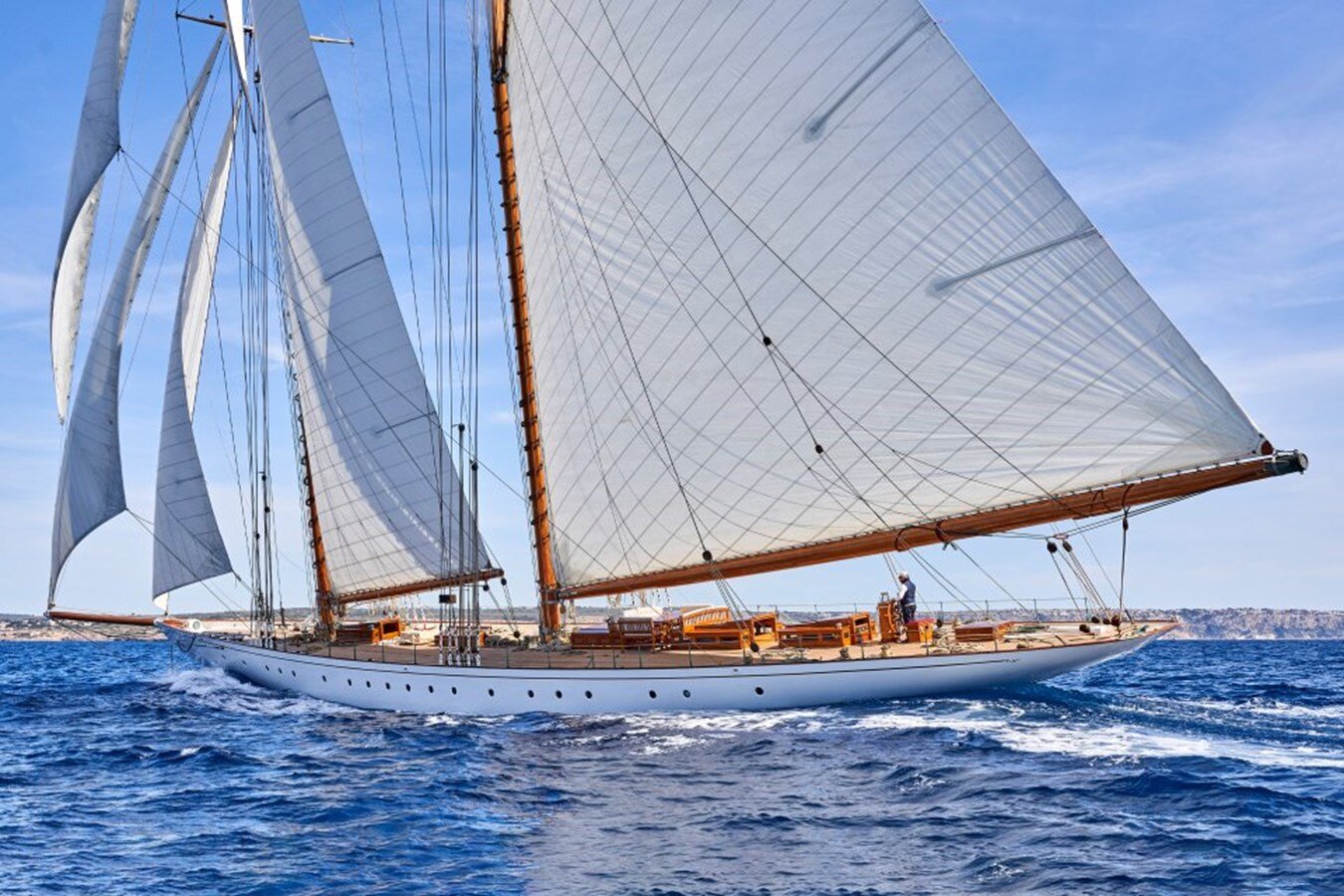 2009 FACTORIA NAVAL DE MARIN 180' 6