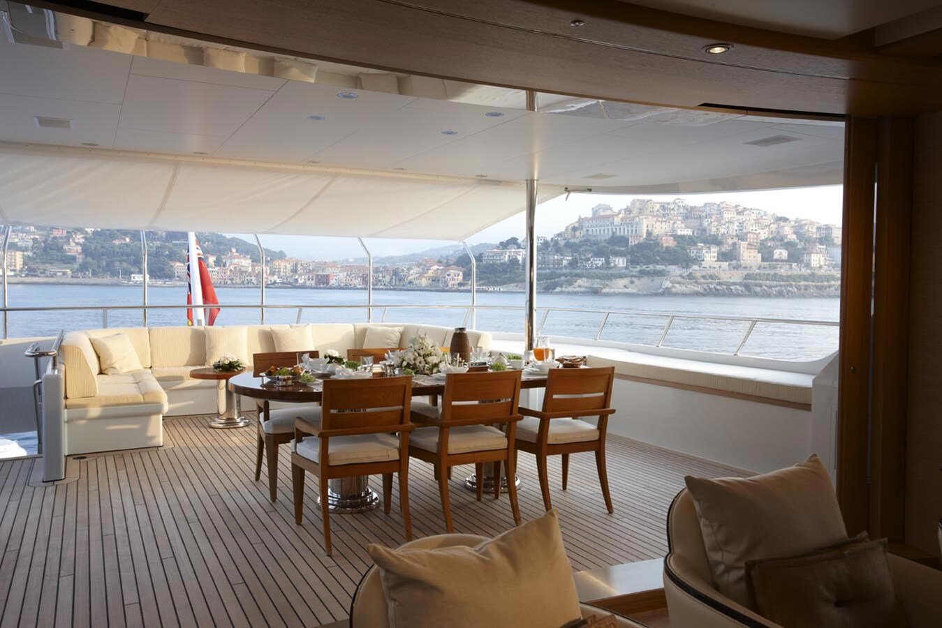 2009 FEADSHIP 128'