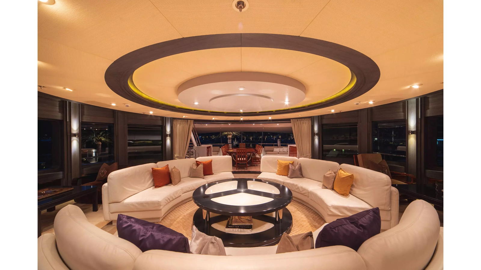 2009 FEADSHIP 213' 4