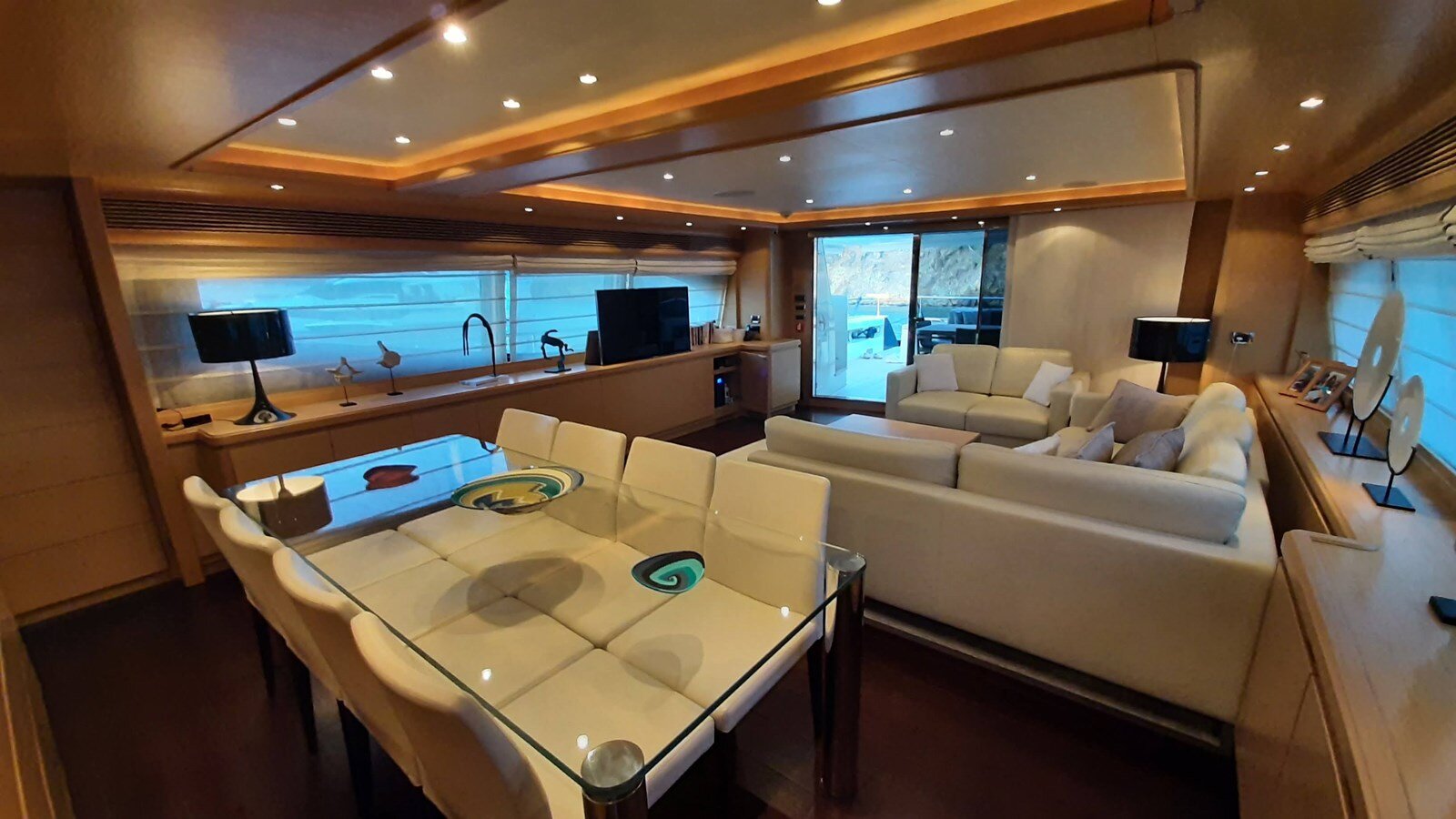 2009-ferretti-yachts-97-6-0ee503