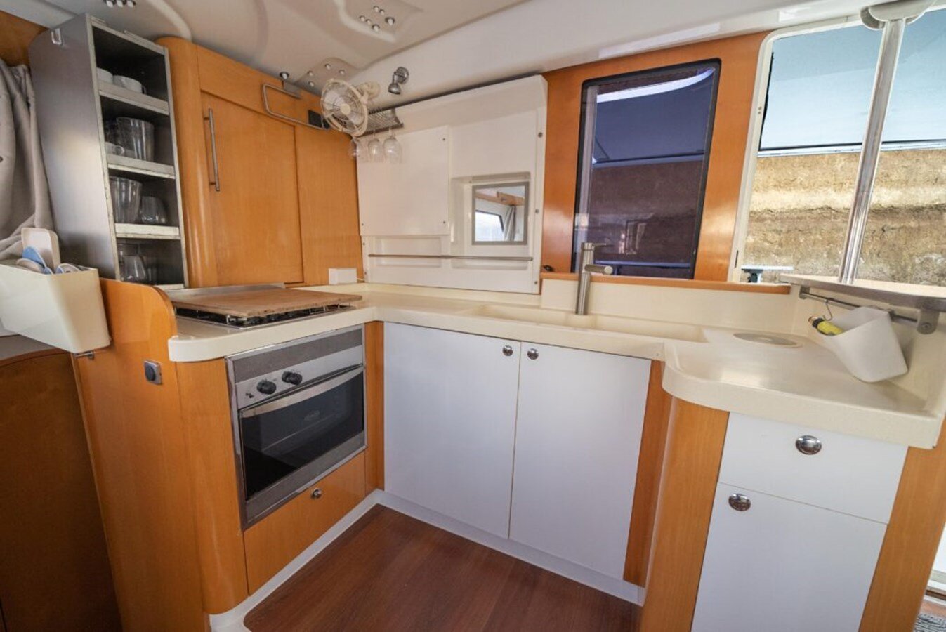 2009-fountaine-pajot-44-3ce7e4