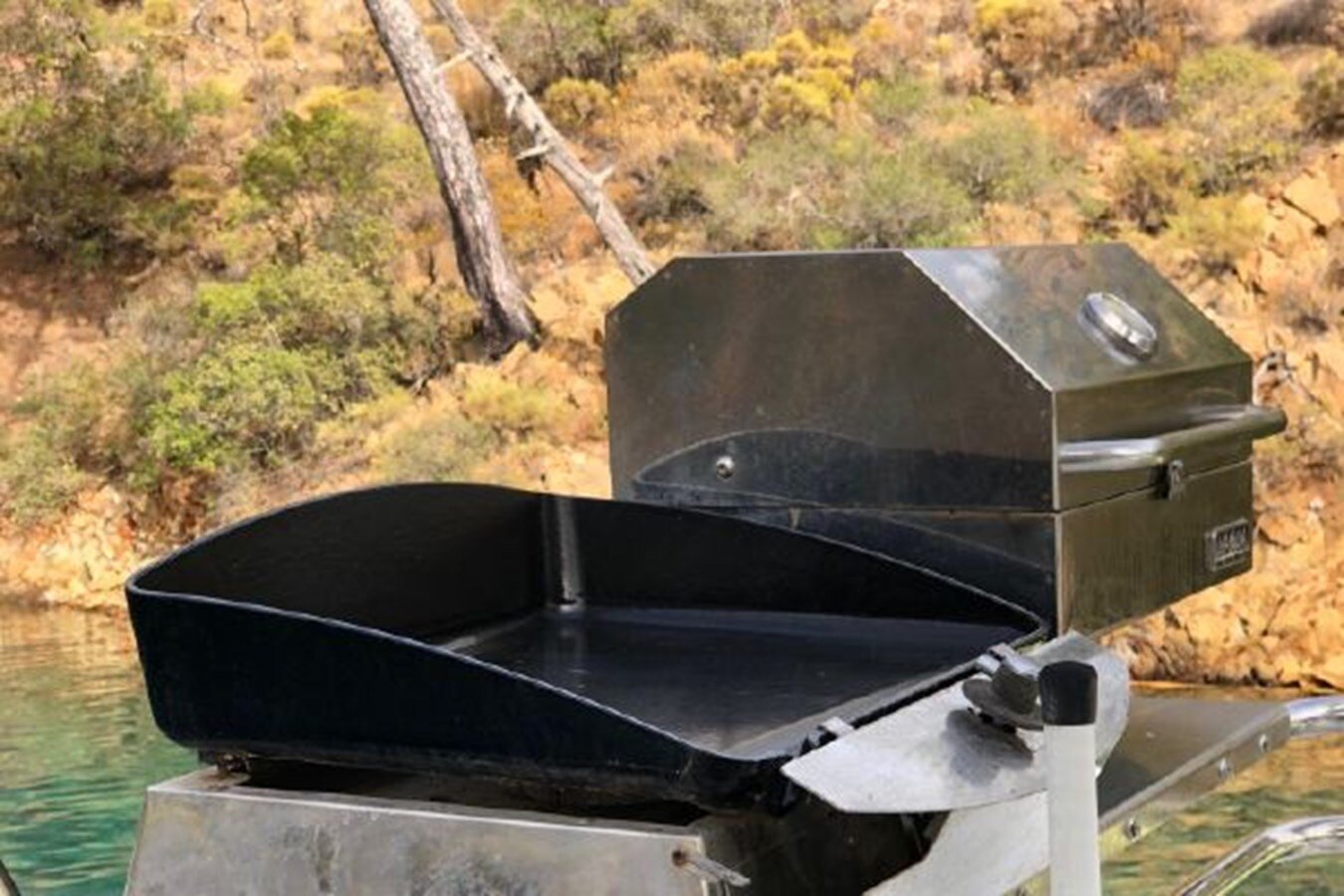 2009-fountaine-pajot-45-8-229a0b